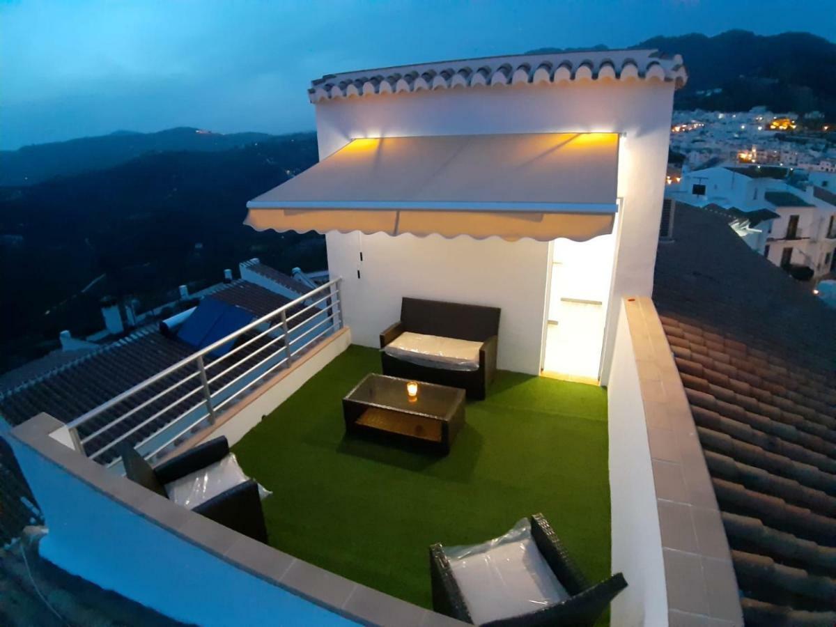 Loft Of Love Frigiliana Luaran gambar