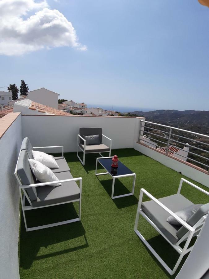 Loft Of Love Frigiliana Luaran gambar