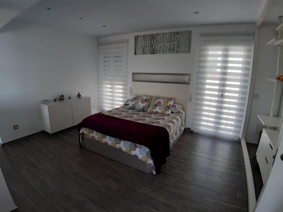 Loft Of Love Frigiliana Luaran gambar